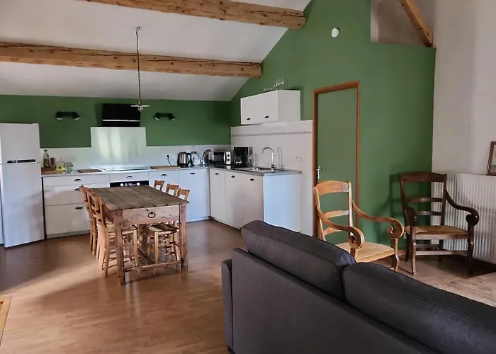 アパート De La Murette